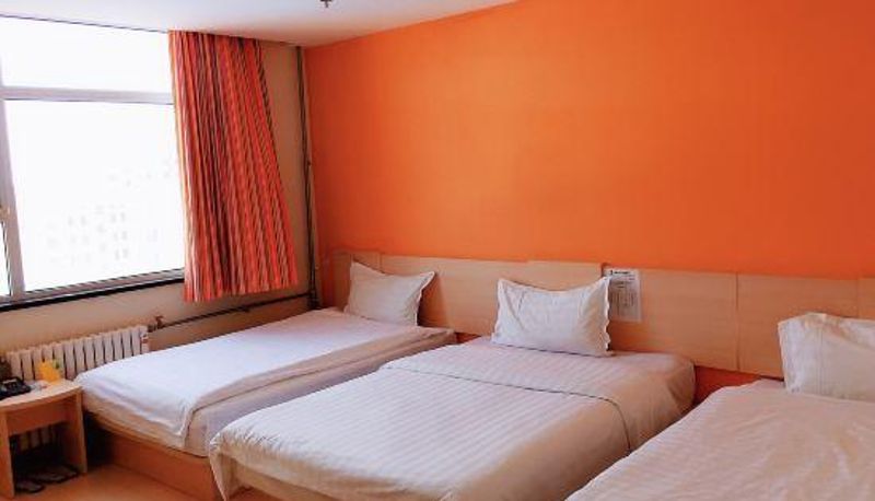 Kamer - 7 Days Inn(Qingdao Huangdao District Dongjiakou poli subway station store)