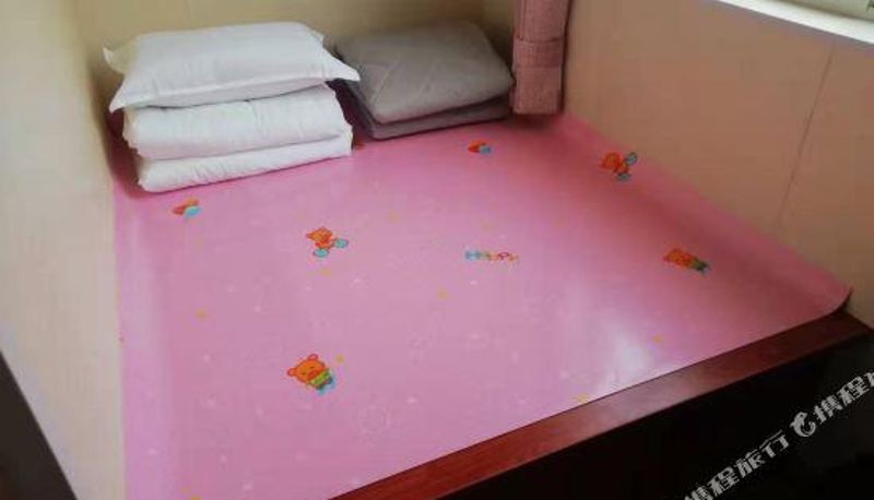 Camera - Yiqing Xinyuan Hotel