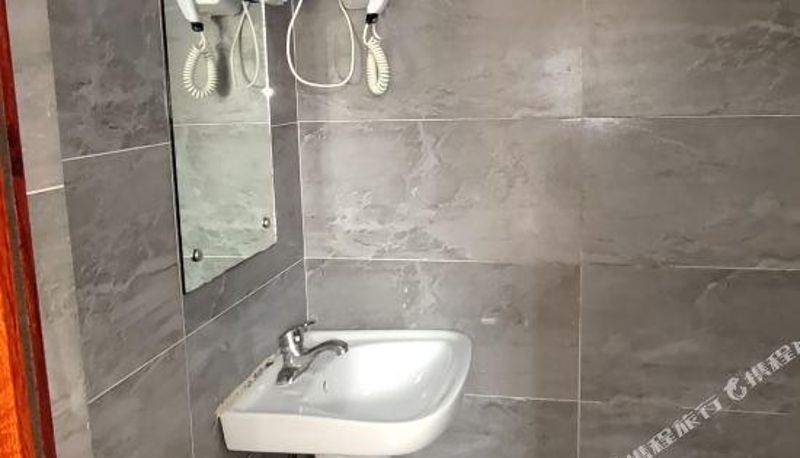 Camera - Xinzejia Express Hotel