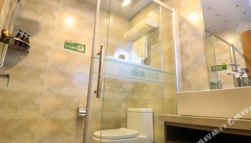 Chambre Familiale - Bo'ersi Business Hotel