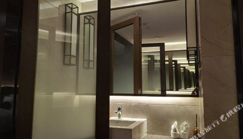 Camera - Chongqing Wudu Hotel