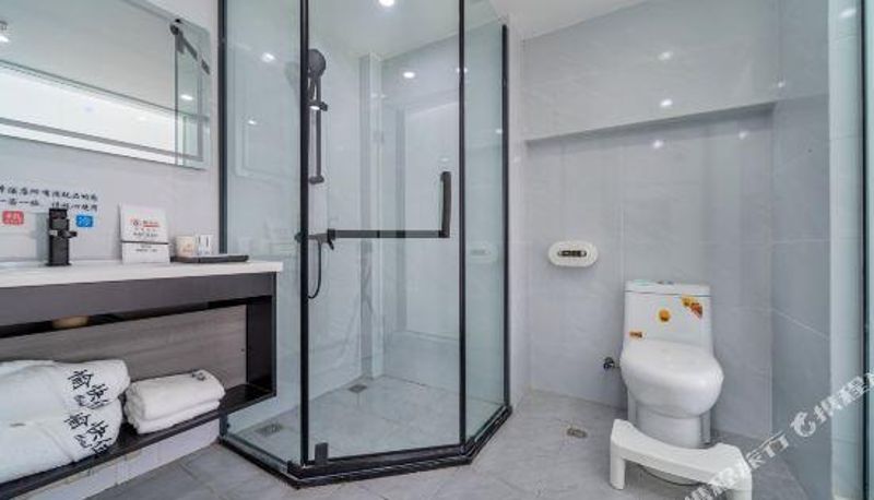 Pokój - Happy stay at Cinema Hotel (Changsheng Bridge Light Rail Station)