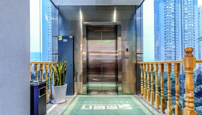 Rezeption - Sufuli Sky Garden Hotel (Beibin Road Music Square)