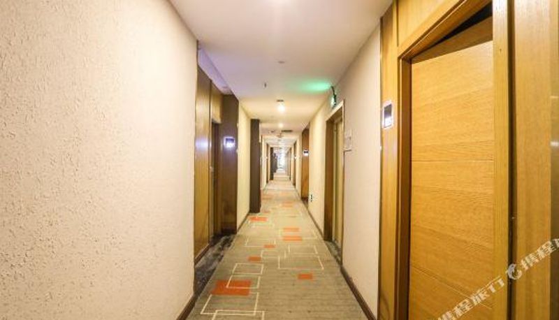 Recepción - Chongqing Yurui Business Hotel