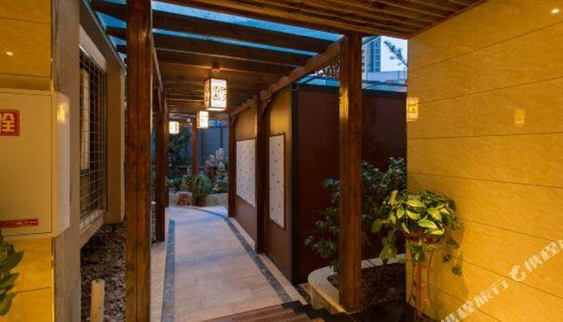 Reception - Chongqing)  Tongliang District  Beicheng Junyi chain hotel (Blue Lake store