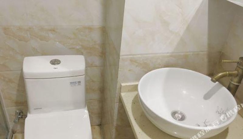 Camera - Tongzhuo Hotel (Chongqing University Town)