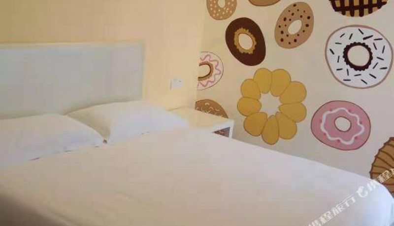 Kamer - Candy House Hotel (Chongqing University City Store Branch)
