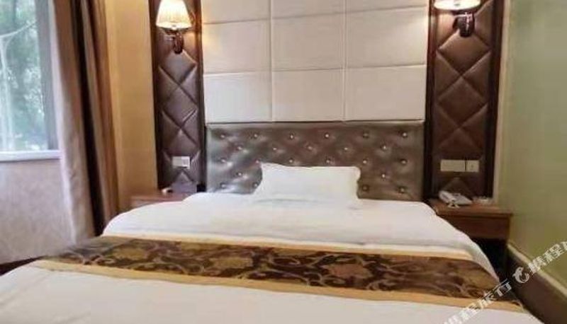 Zimmer - Chongqing Fangbo Hotel