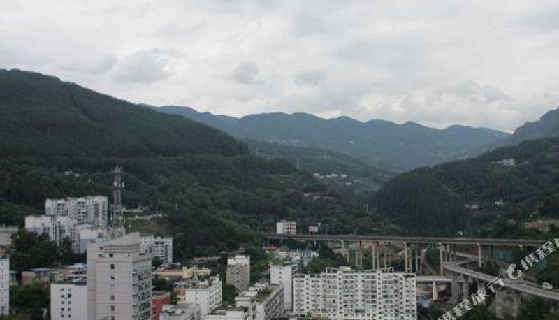 Zimmer mit Bergblick - Tailong Business Hotel