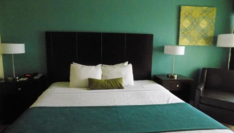 Suite - Best Western Plus Deerfield Beach Hotel & Suites