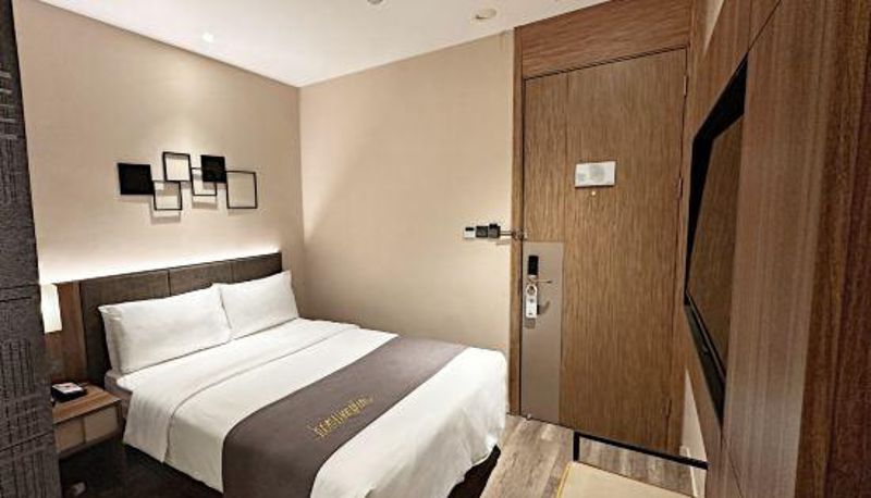 Pokój - Home Inn Plus (Shanghai Jiangsu Road Metro Station)