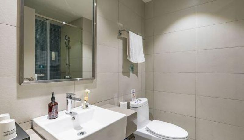 Camera - Home Inn Selected (Sinan Road)