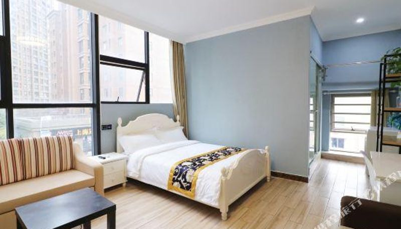 Camera - Zsmart Zhishang Hotel (Shanghai North Bund Baoshan Road subway station store)