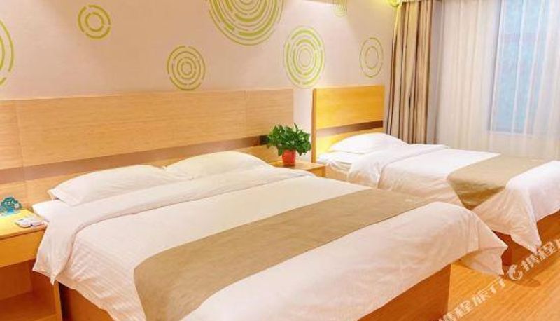 Chambre Familiale - Beijing)  Shunyi District  Fuqian West Street GreenTree Inn(Shimen subway station