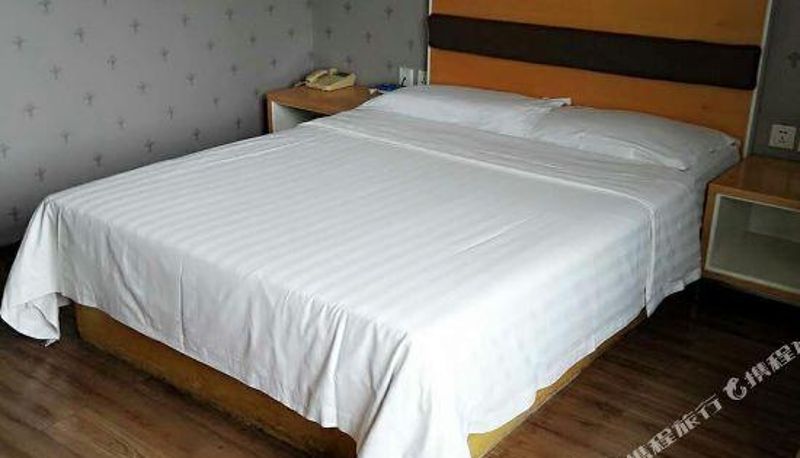 Camera - Lihua Xiaozhen Hotel (Beijing Huairou)