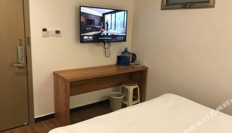 Zimmer - Beijing Yili Deng Hotel (Fuwai Hospital)