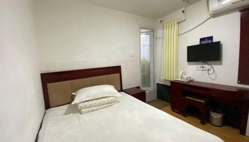 Zimmer - Dragon Fruit Express Hotel (Beijing Fengtai Railway Station Subway Station)