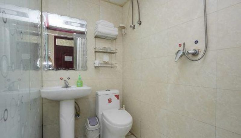 Camera - Hexu Shengshi Hotel (Beijing Tongren Hospital Beijing Railway Station)
