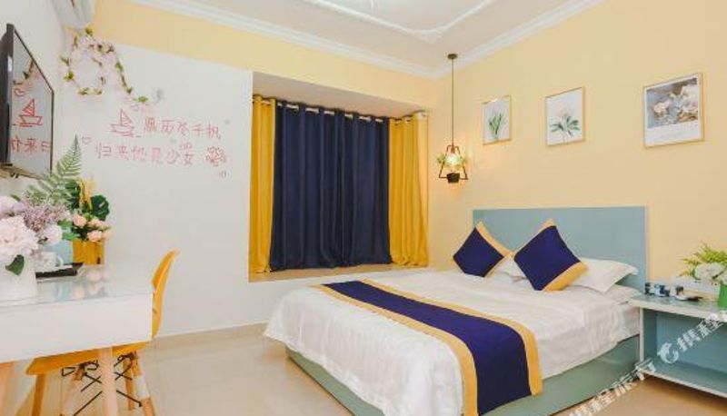 Camera - Nanchang West Railway Station Business Hotel