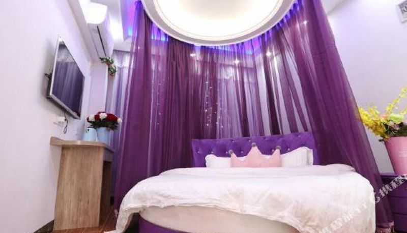 Camera - Nanchang West Railway Station Business Hotel