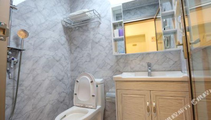Camera - Nanchang West Railway Station Business Hotel