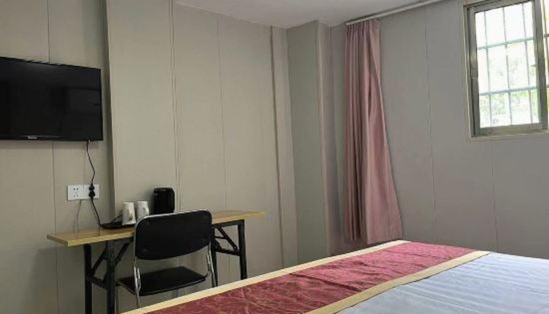 Camera - Ningbo 99 Preferred Hotel (Railway Station Store)