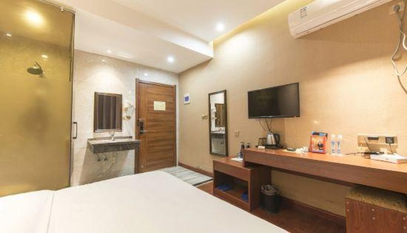 Zimmer - Luoyang 1828 Peninsula Hotel (Mudan Plaza Shanghai Market Branch)