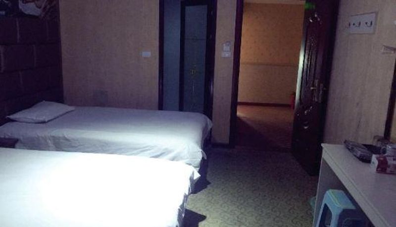 Zimmer - Lishui Jinxiu Business Hotel