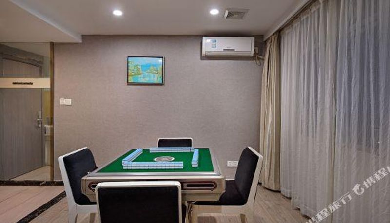 Camera - Huizhou Juzhiyuan Hotel