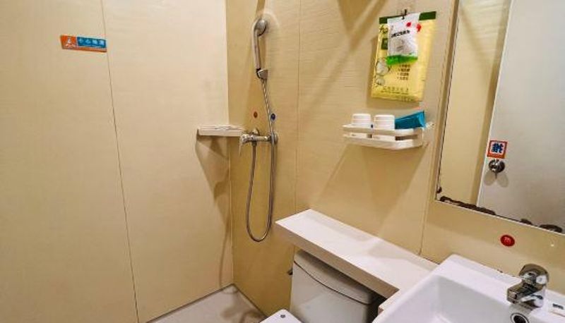 Kamer - Yanlin Chain Hotel (Handan Railway Station Xindanlan Branch)