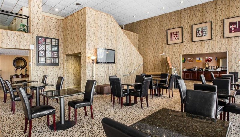 Restaurant - Quality Inn & Suites - Greensboro-High Point