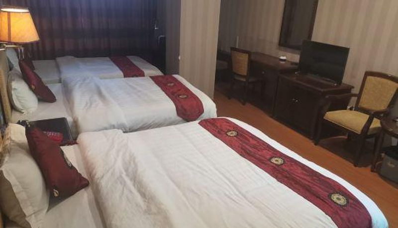 Innenbreich - Foshan Fohua Hotel (Jihuayuan Subway Station Dongjian Century Plaza)