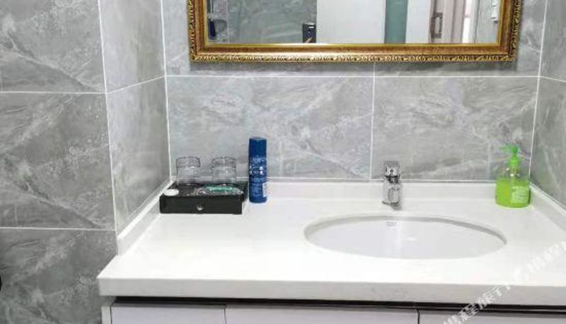 Camera - Juyuan Family Apartment (Dandong Tianci Future City Store)