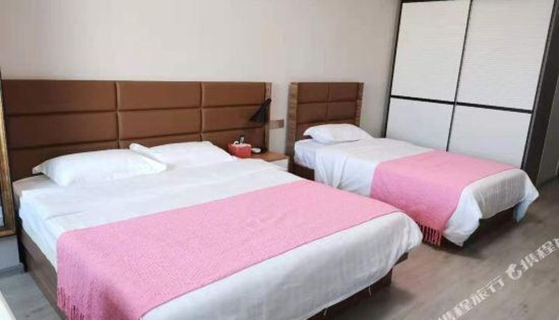 Camera per famiglia - Juyuan Family Apartment (Dandong Tianci Future City Store)