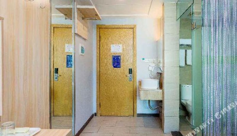 Kamer - Feifan Hotel (Dongguan Houjie Wanda Store)