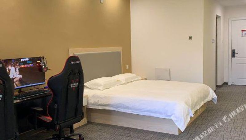 Camera - Changsha Nevis Theme Hotel