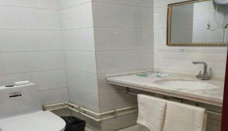 Camera business - Anyang) Junyi Chain Hotel (Welcome Park Store on Wenfeng Avenue