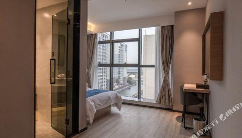 Business room - Greenhouse Hotel (Changshu Shajiabang Kunchenghu Branch)