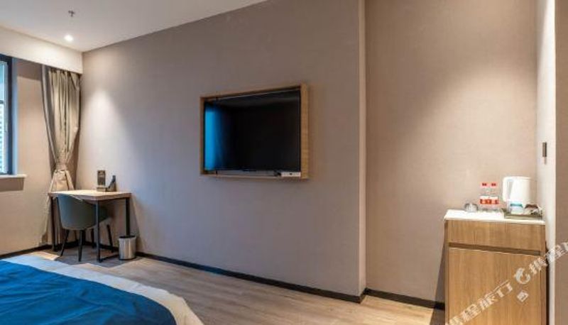 Business room - Greenhouse Hotel (Changshu Shajiabang Kunchenghu Branch)