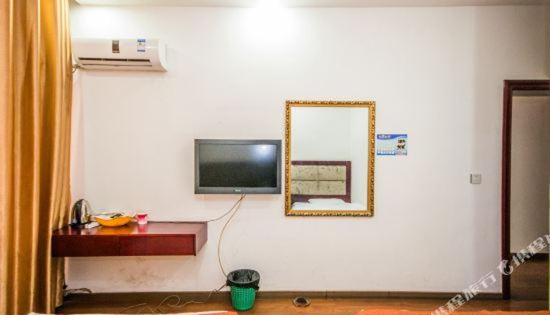Room - Emeishan Huaxing Business Hotel