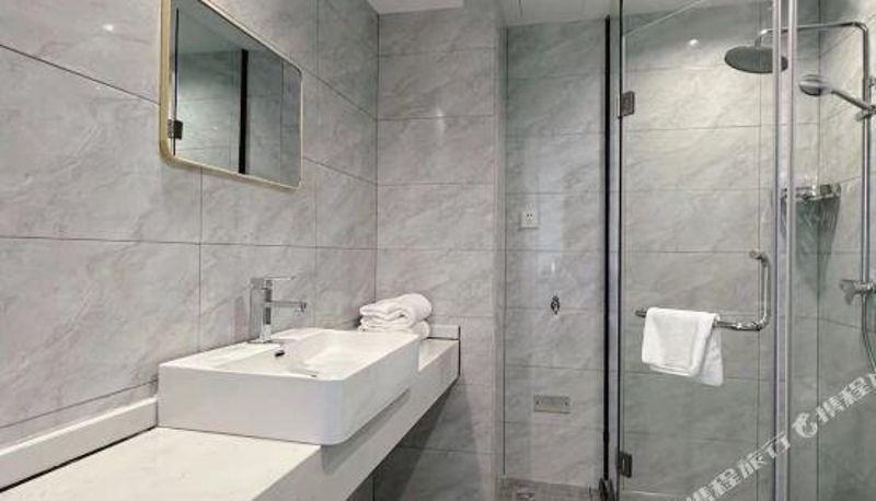 Camera - Ronglin Hotel