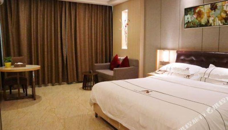 Camera - Wanning Kaiwei Hotel (City Center Branch)