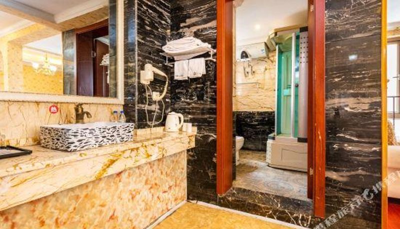 Suite - TING LAN XUAN HOTEL