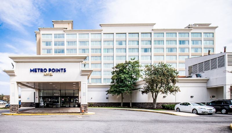 Info - Metro Points Hotel