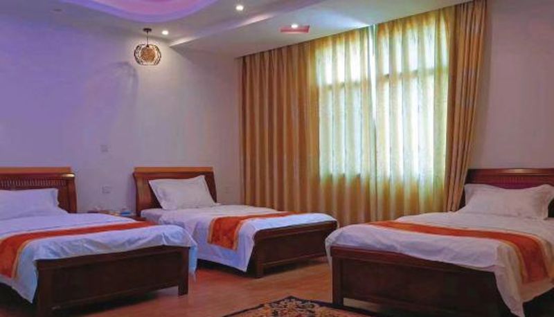 Zimmer - Hualong Hotel (Kunming Changshui Airport Store)
