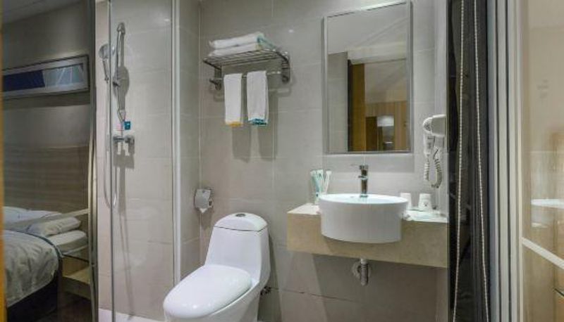 Chambre Familiale - Intercity Business Hotel (Tianpingjia Metro Station)