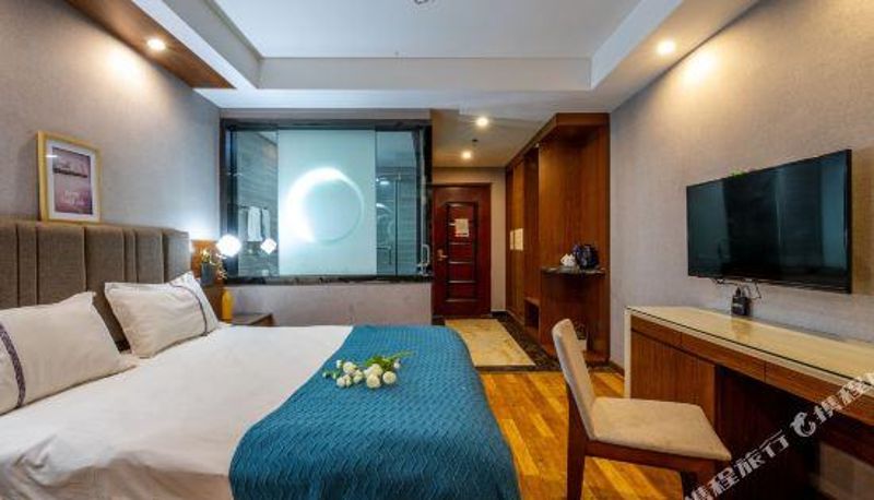 Camera - Orange Man Apartment (Shuangliu Korea City Store)