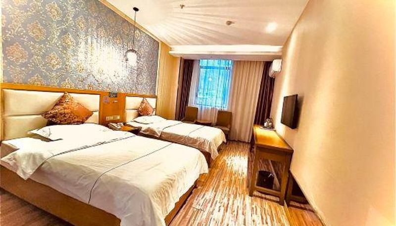 Zimmer - Su-8 Hotel (Zhangjiajie Tianmenshan High Speed Rail Station Store)