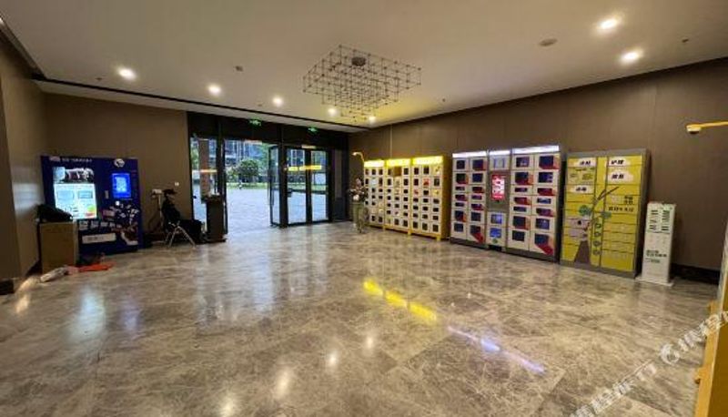 Rezeption - Yujian MEET Light Luxury Hotel (Jiubao Passenger Transport Center Clothing Market Store)