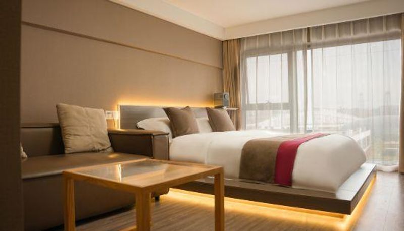 Zimmer - Yujian MEET Light Luxury Hotel (Jiubao Passenger Transport Center Clothing Market Store)
